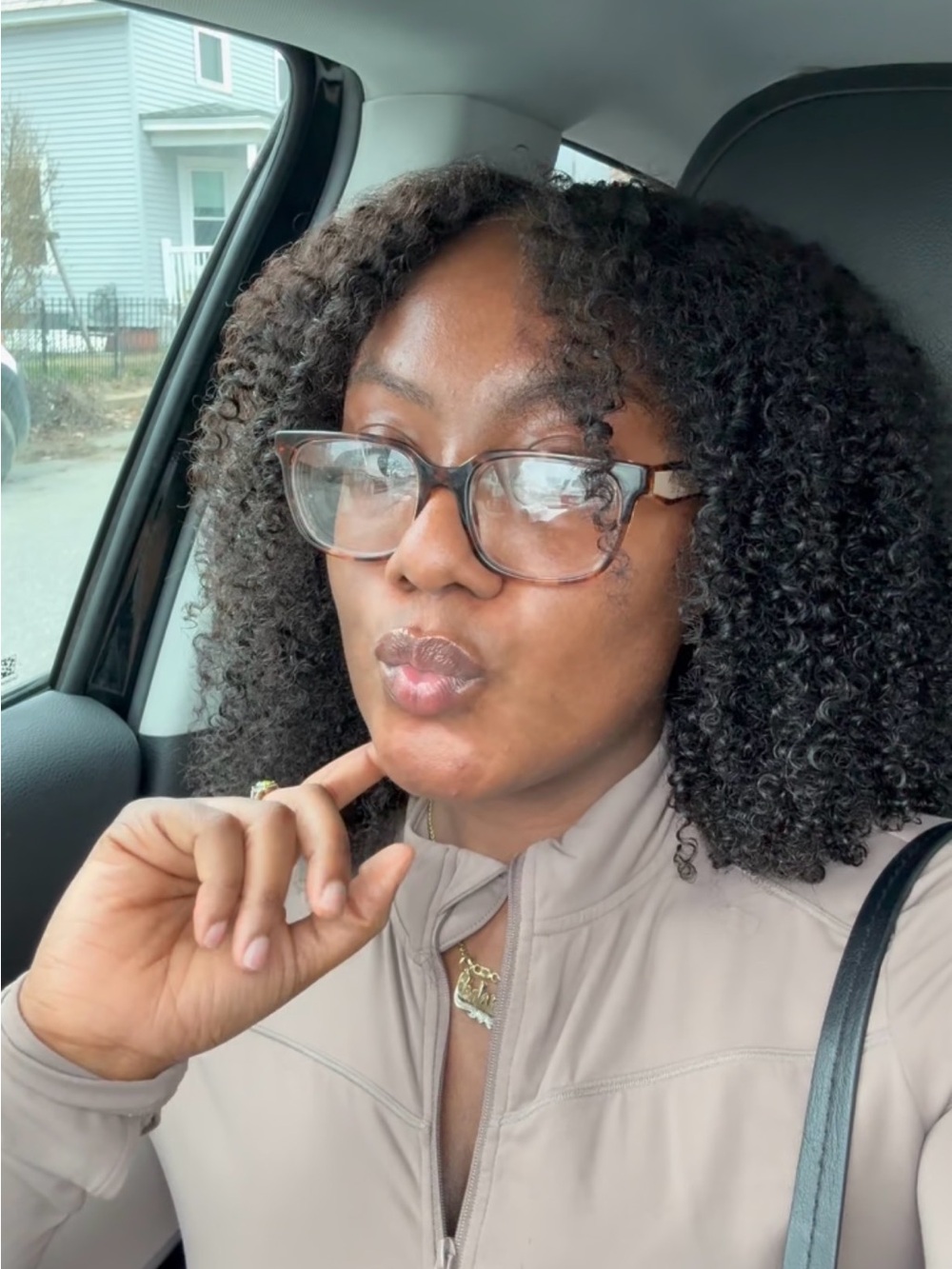Meet your Posher, Tanisha